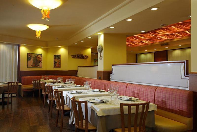 Hotel Carlton Treviso Luaran gambar